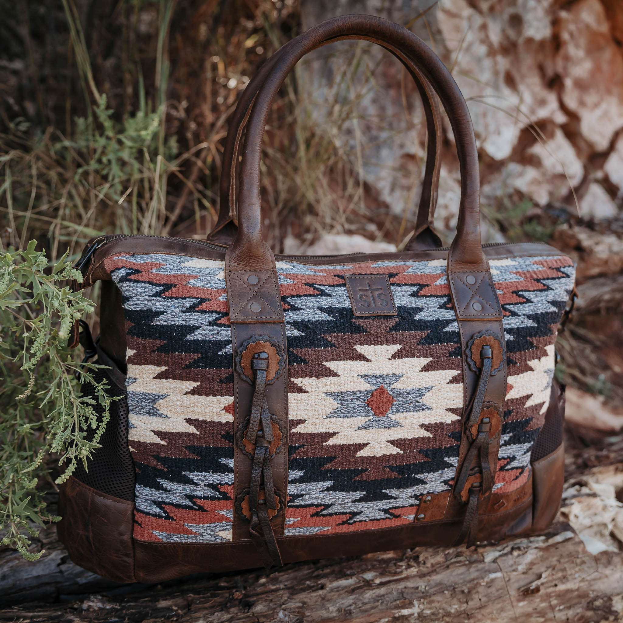 Guadalupe Serape Amelia Multi-bag - Image 4