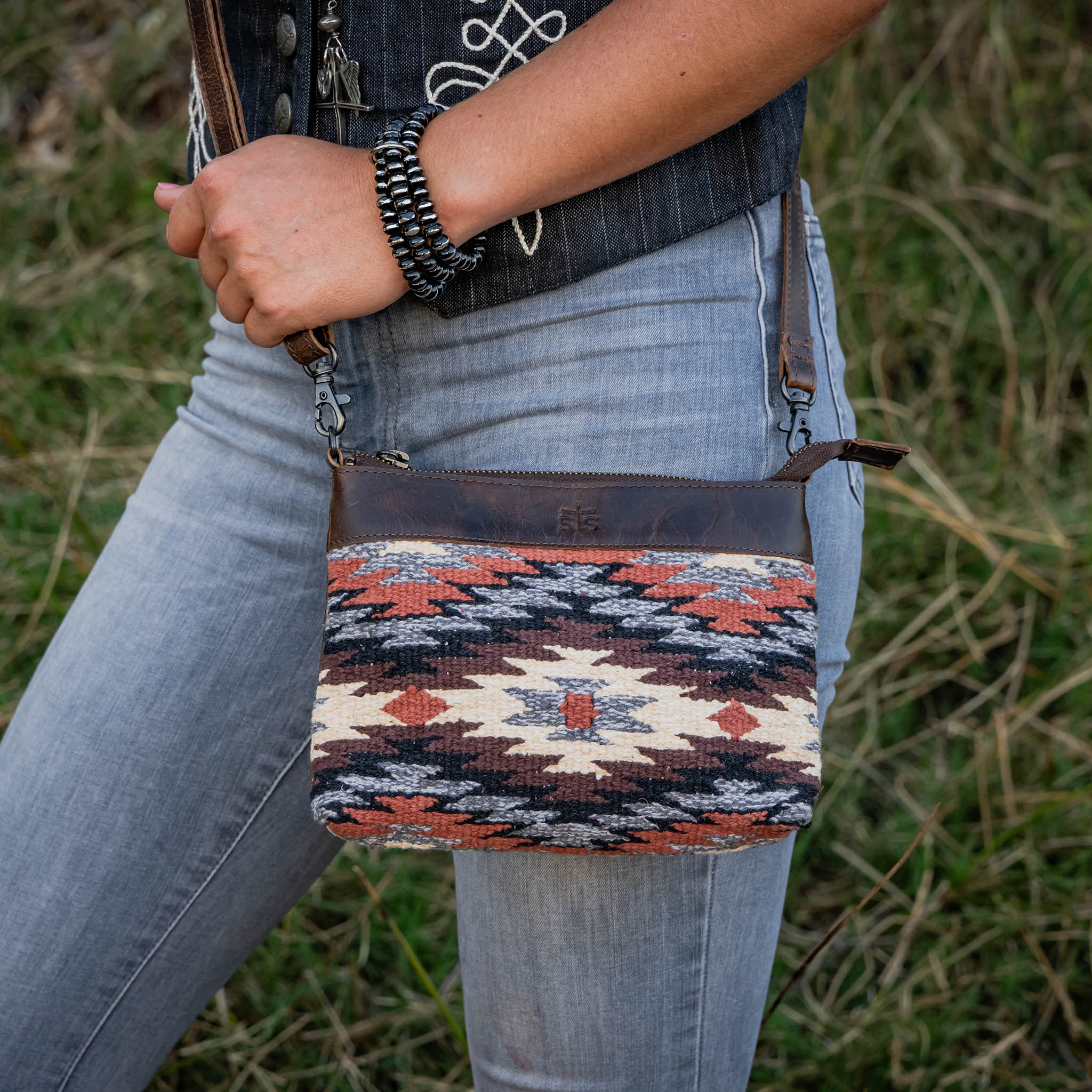 Guadalupe Serape Grace Crossbody - Image 4